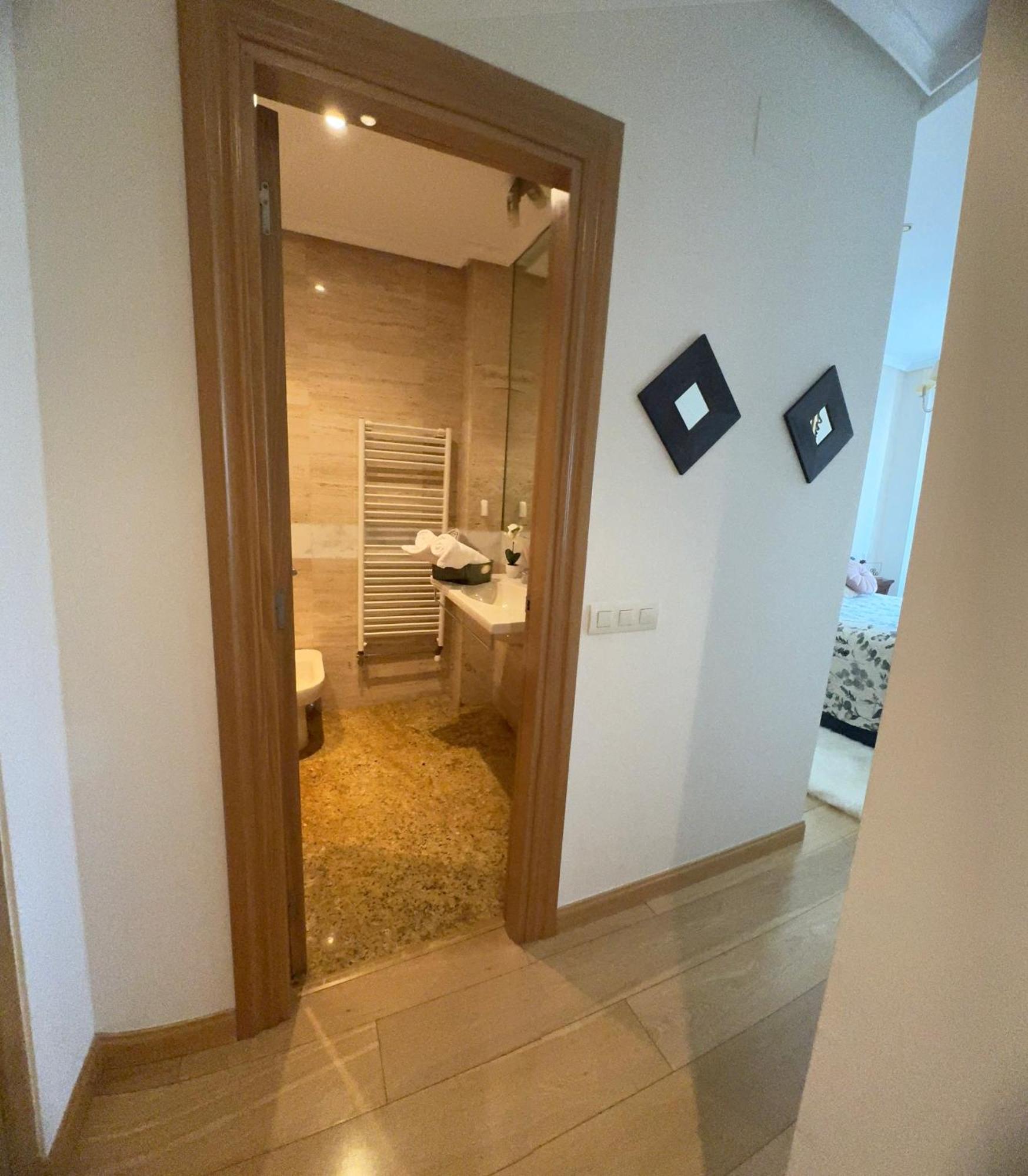 Habitaciones De Lujo Con Hermosas Vistas A La Cuidad Burgo Extérieur photo